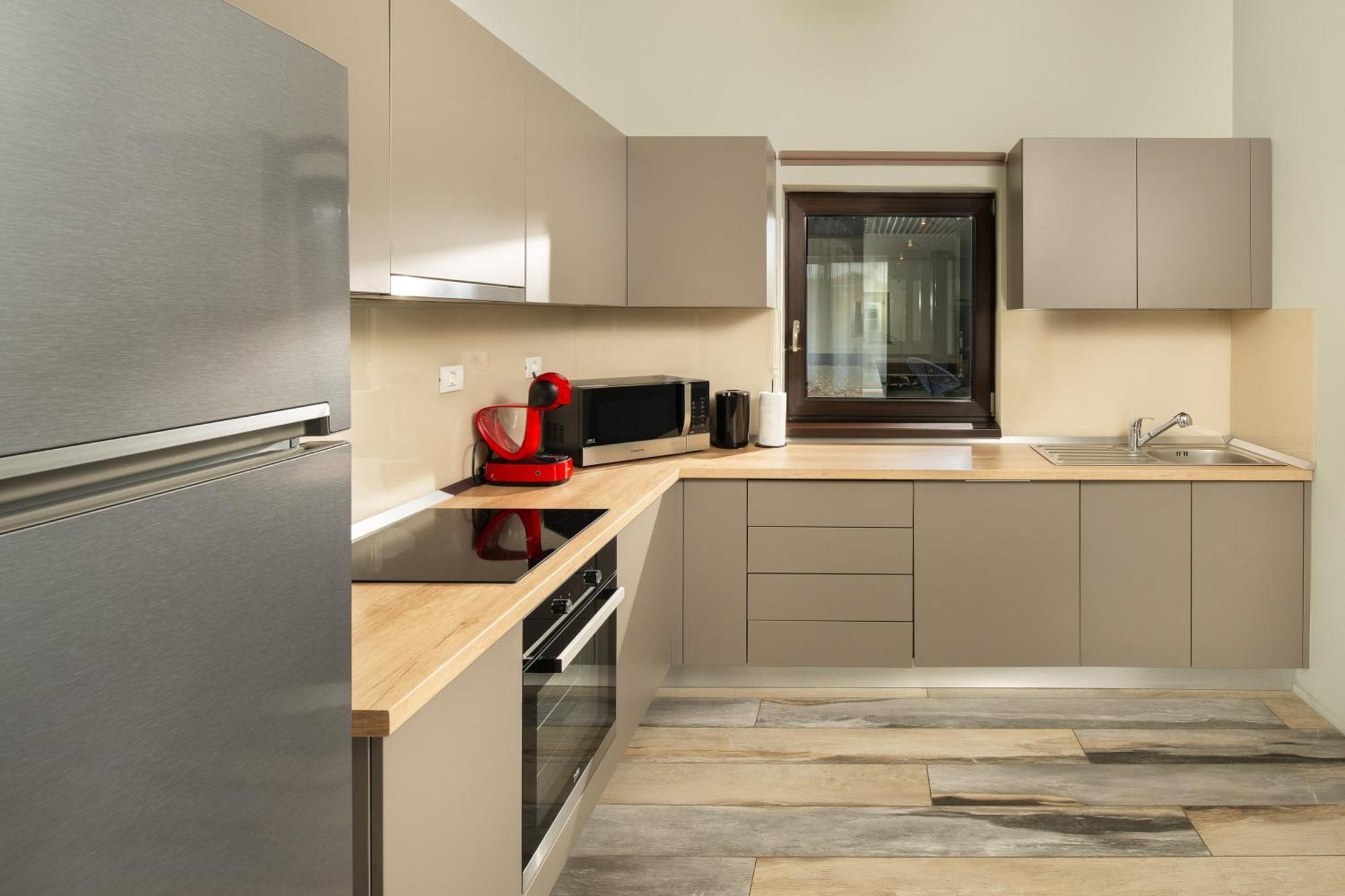Arthomes Apartments Timisoara Ngoại thất bức ảnh