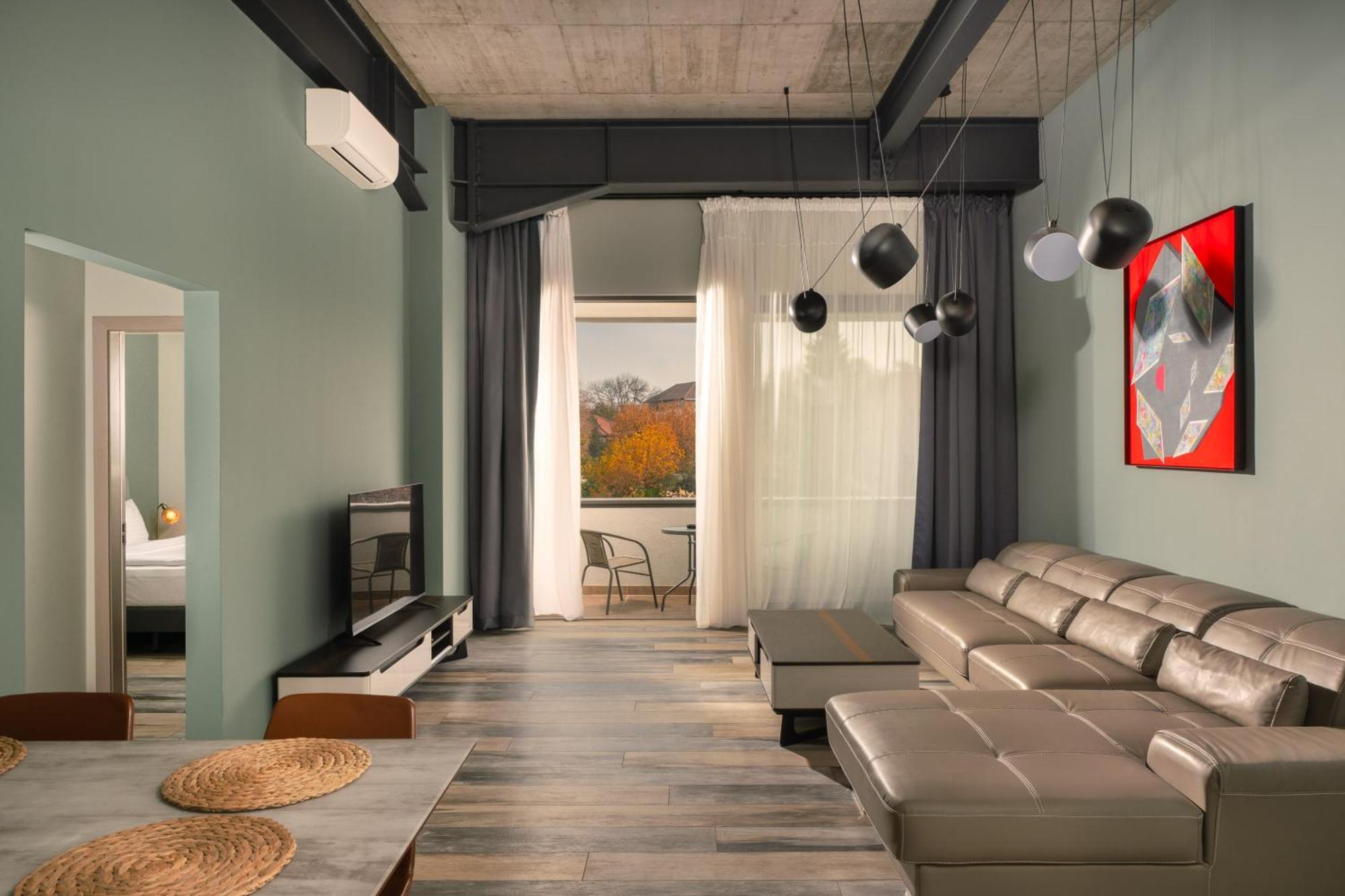 Arthomes Apartments Timisoara Ngoại thất bức ảnh